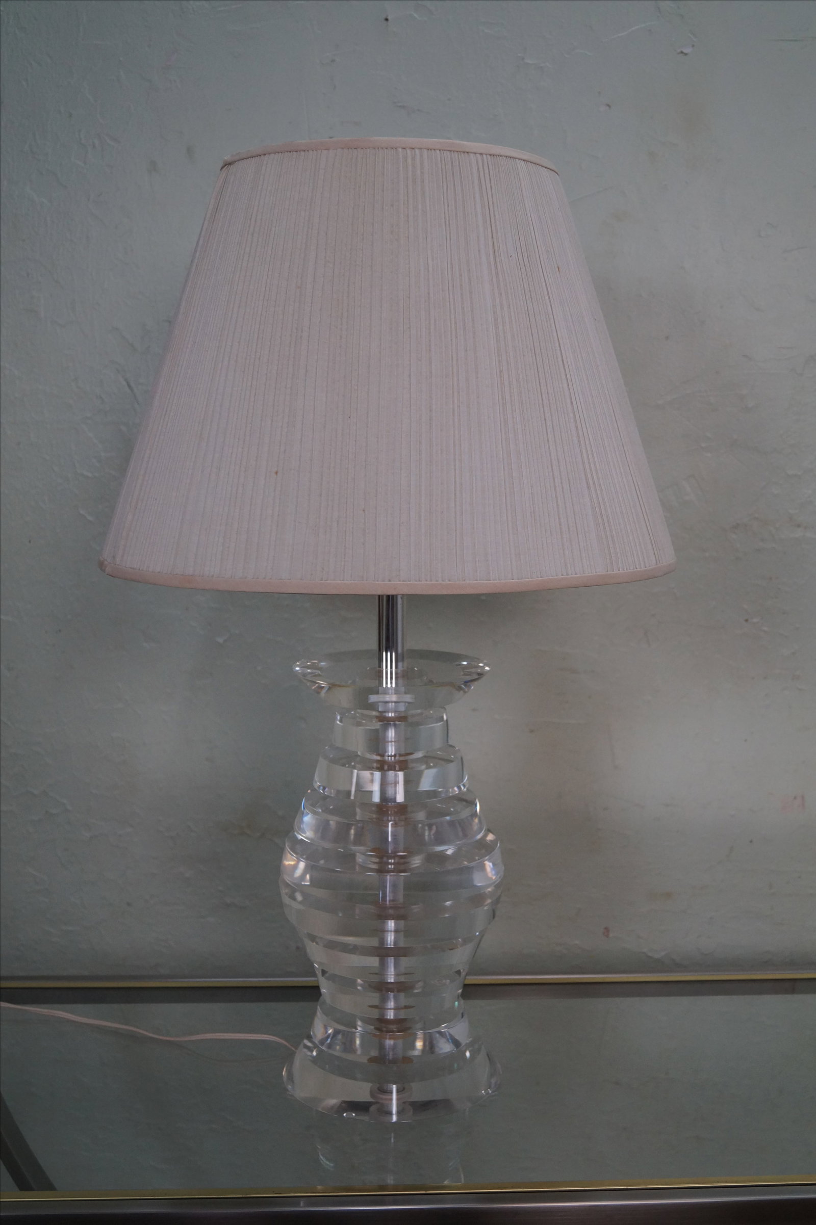Mid-Century Modern Lucite Lamp by George Bullio - 3