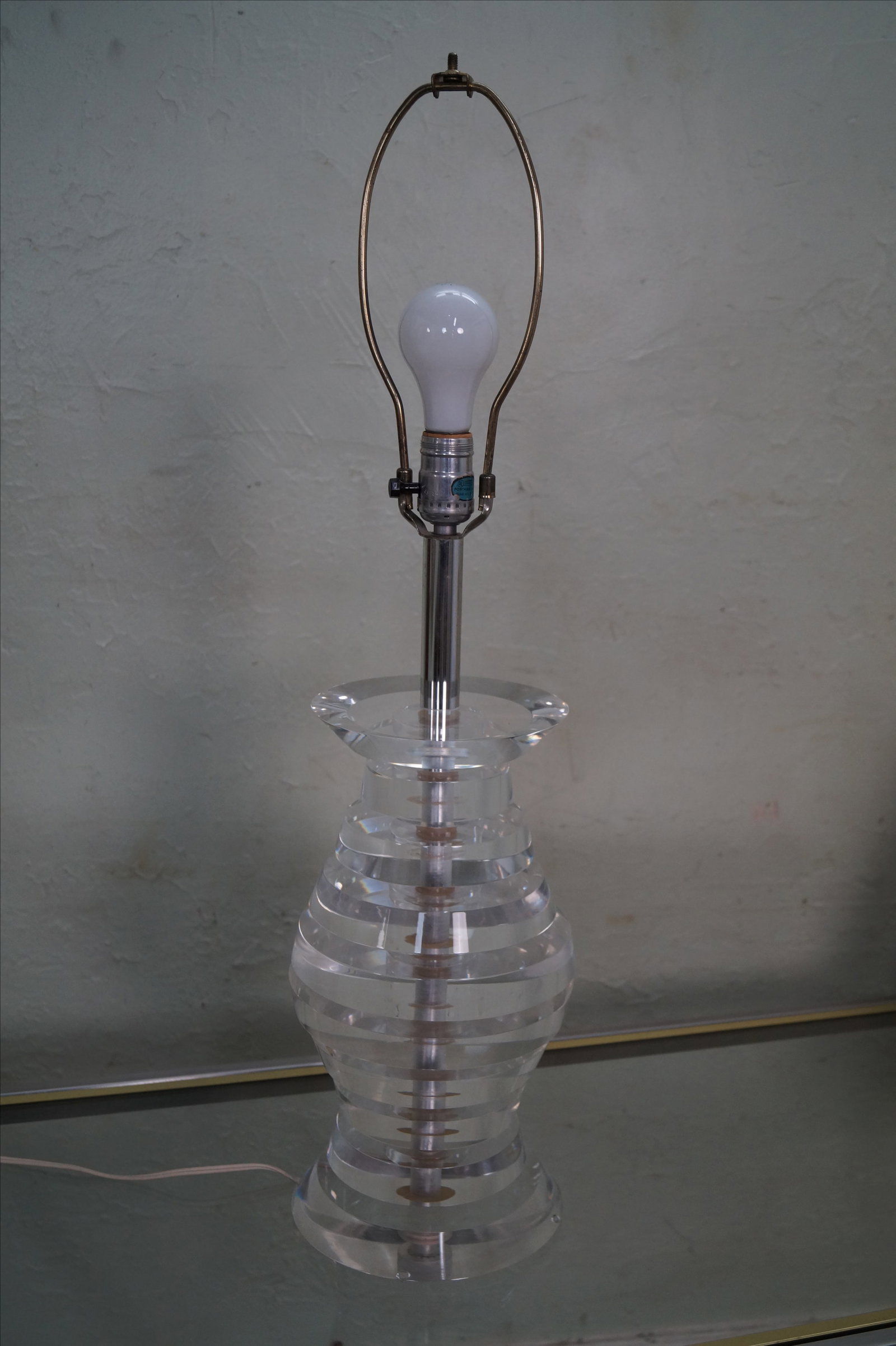 Mid-Century Modern Lucite Lamp by George Bullio - 4