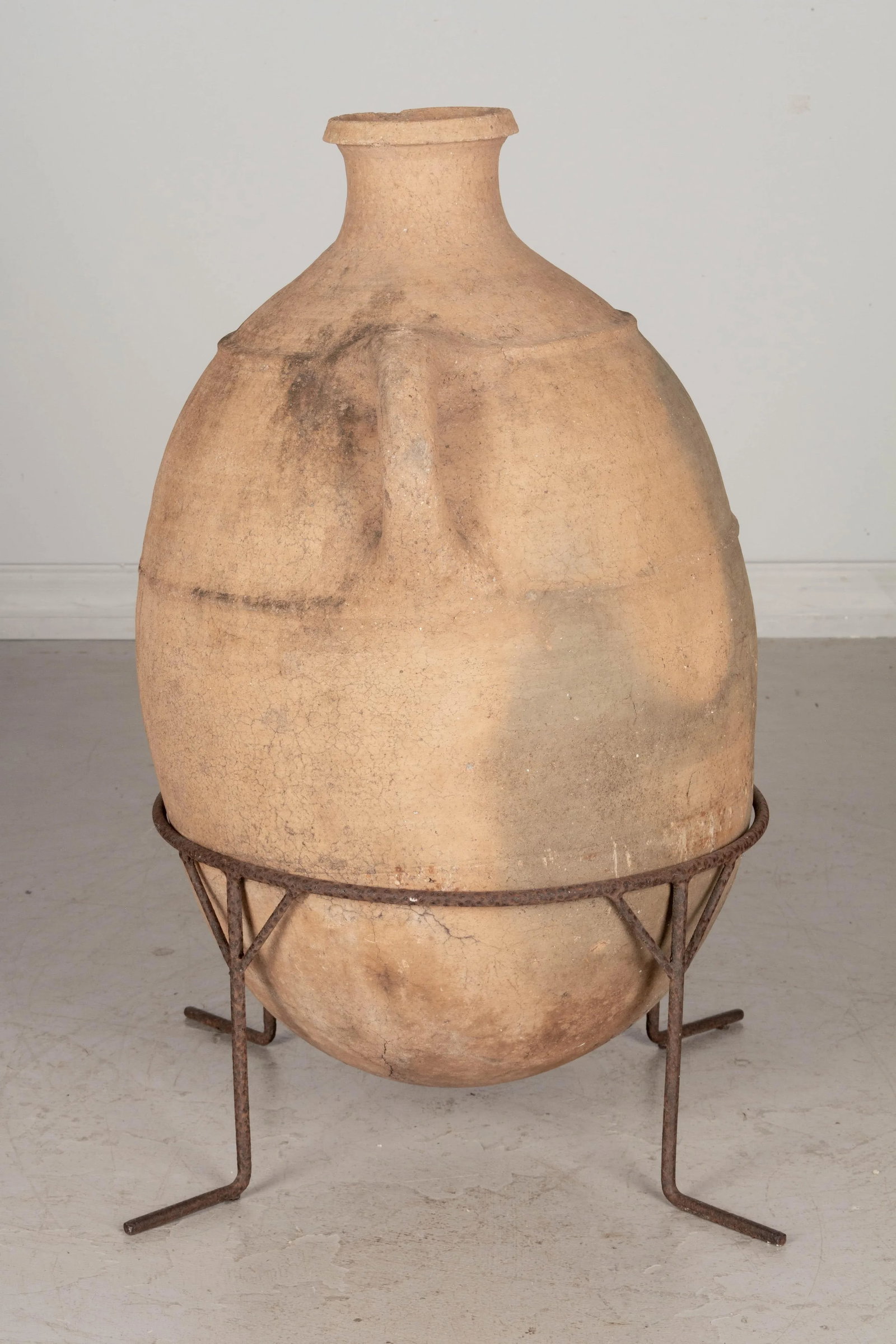 Large Moroccan Terracotta Pottery Water Jar in Iron Stand - 4