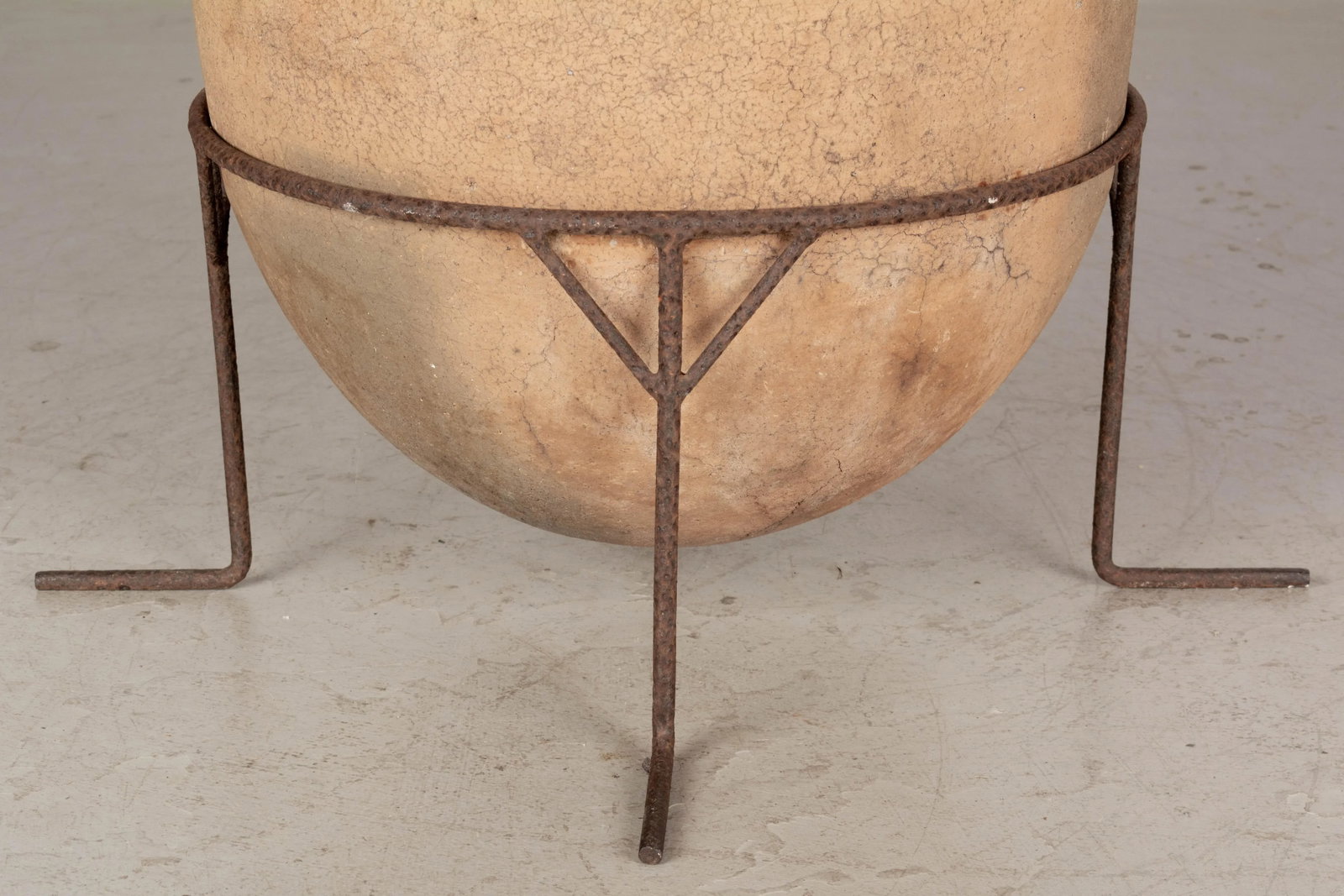 Large Moroccan Terracotta Pottery Water Jar in Iron Stand - 9