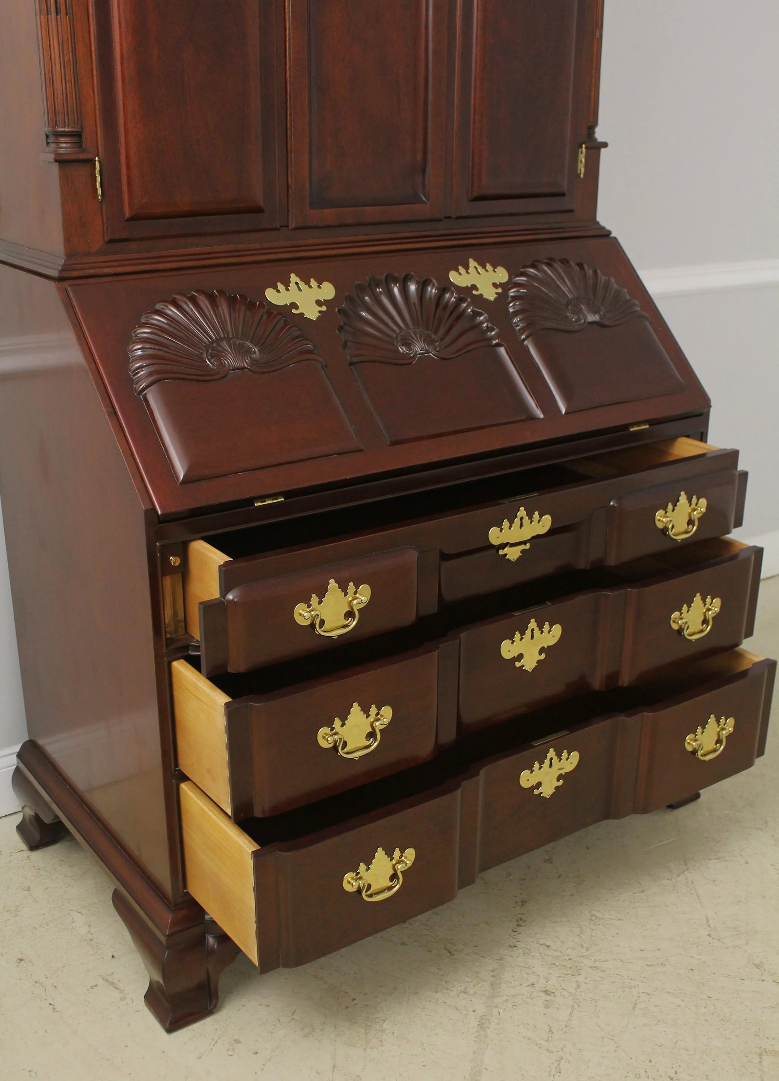 Kindel Winterthur Collection Mahogany Secretary Desk - 7