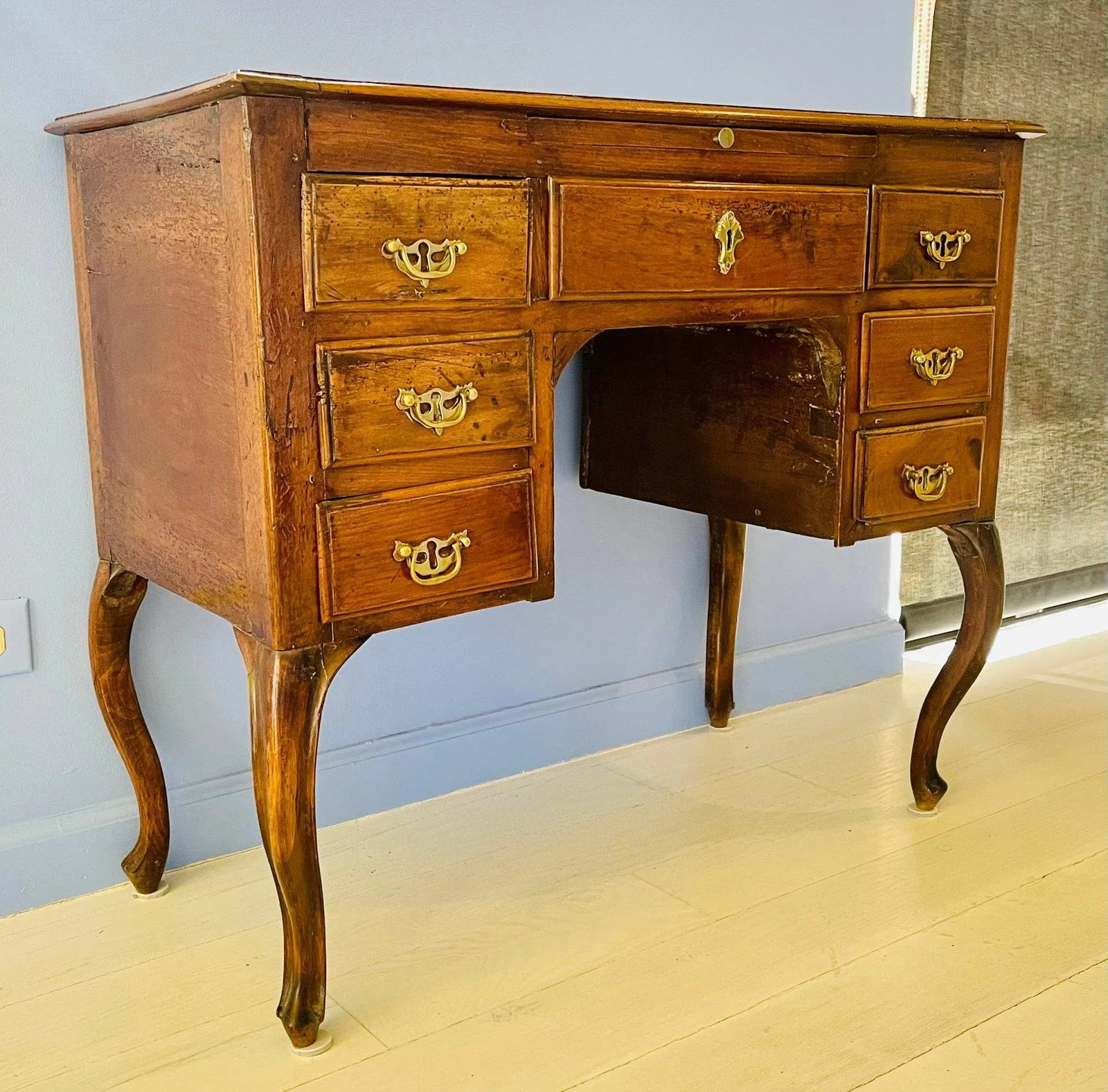 Antique Small Writing Desk on Cabriole Legs - 2