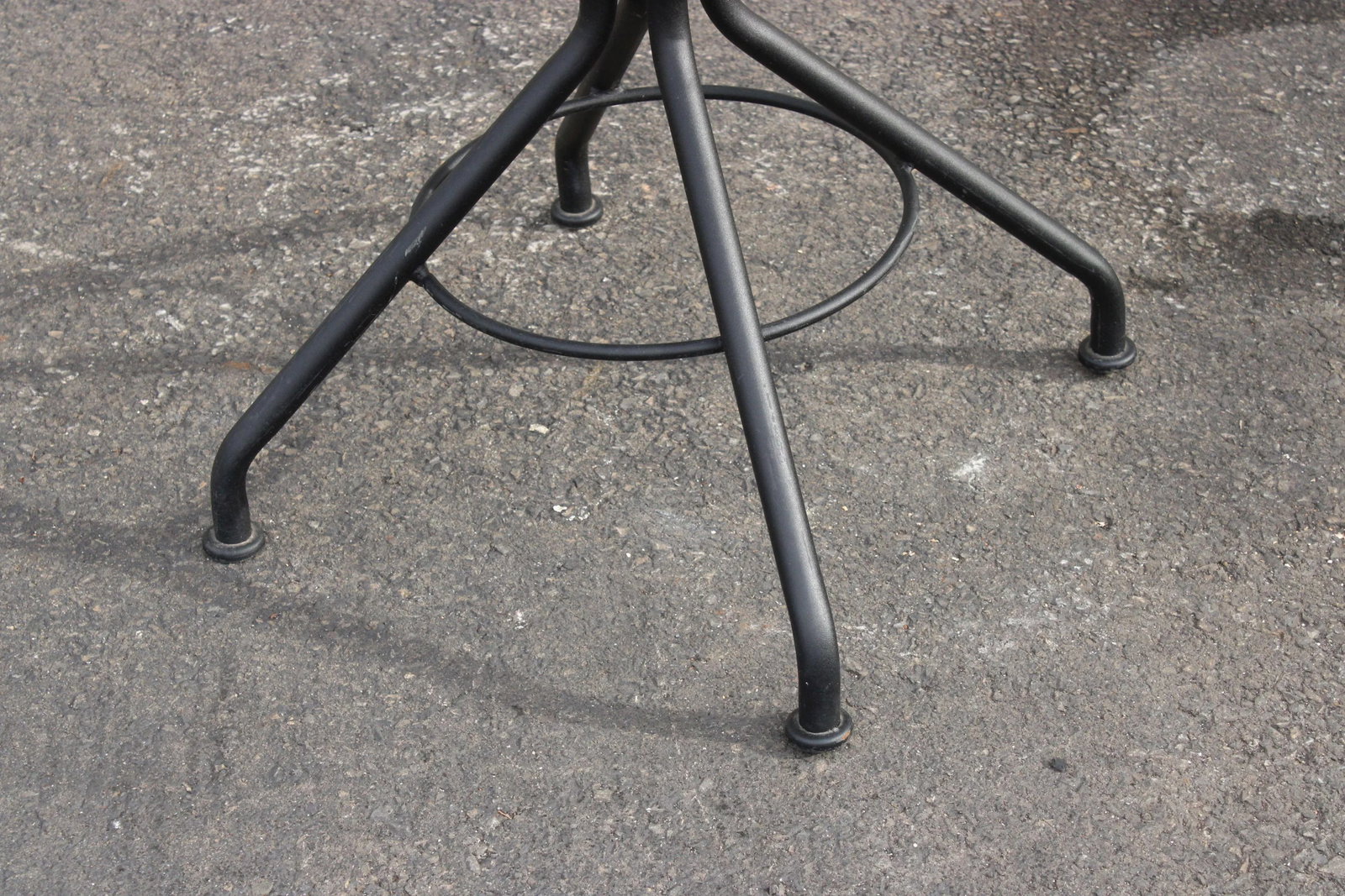 Early 21st Century 'Metro' Wrought Iron Outdoor Dining Set - 3 Pieces - 6