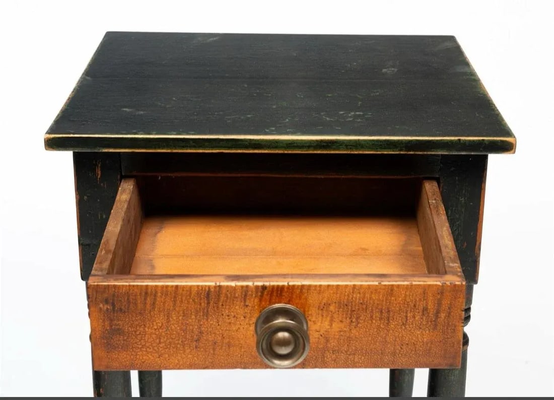 Early American Painted Sheraton Stand Side Table - 2