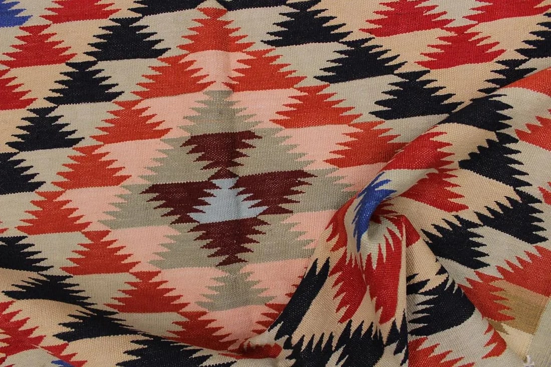 Geometric Kilim Hand-Woven Wool Rug -4'7" X 6'5" - 6