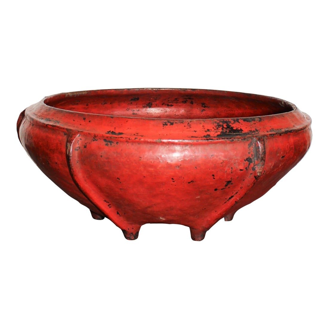 19th Century Red Lacquered Burmese Footed Bowl With Hexagonal Vertical Ribs: This 19th Century decorative bowl is a stunning piece in person, drawing the attention of experienced collectors. Six vertical ribs accentuate its shape and construction, and are integral to the six-f