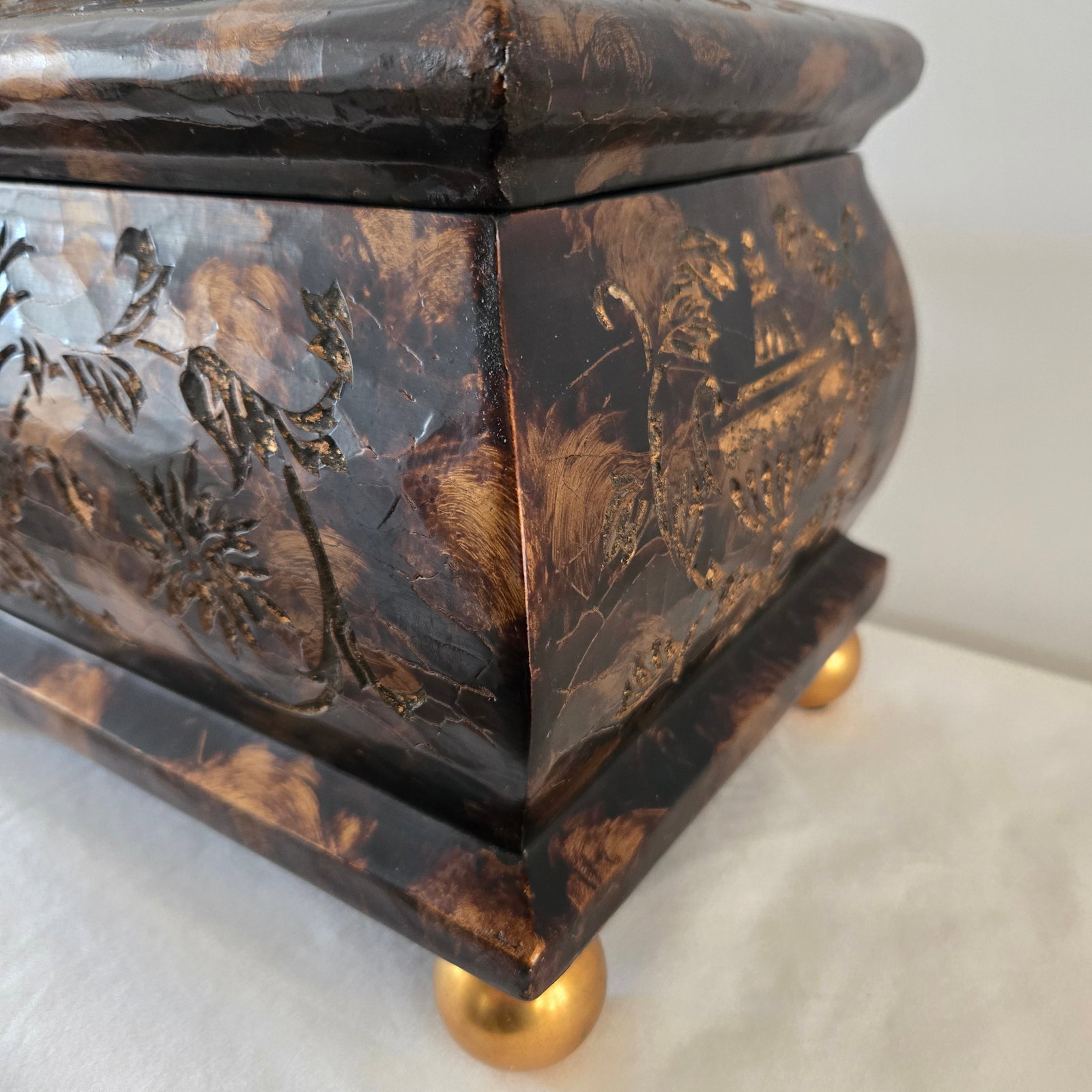 1980s Maitland Smith Ornate Hinged Mahogany Chest With Brass Ball Feet Leaf Finnial - 15