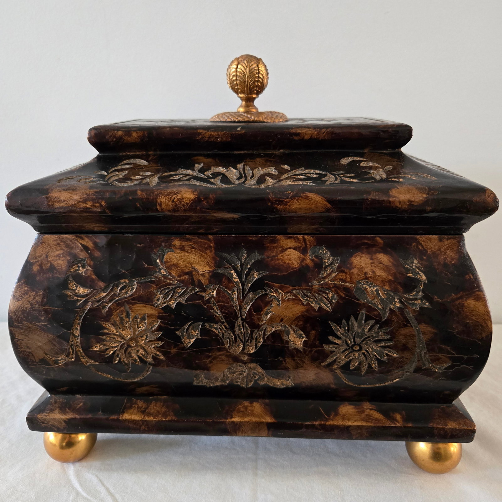 1980s Maitland Smith Ornate Hinged Mahogany Chest With Brass Ball Feet Leaf Finnial - 2