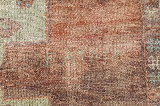 4'3'' x 5'5'' Handmade Vintage Wool Rug - 6913 - 12