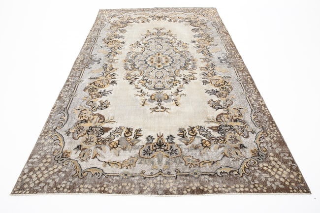 6'7'' x 10'7'' Handmade Vintage Wool Rug - 1871 - 2