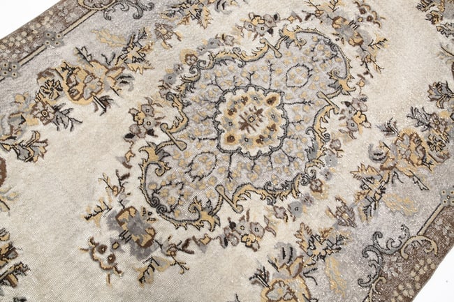 6'7'' x 10'7'' Handmade Vintage Wool Rug - 1871 - 7