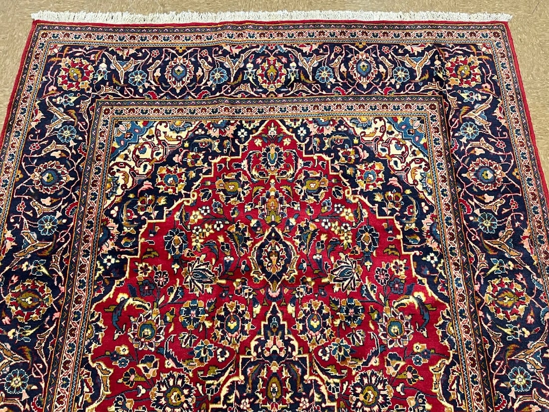 Hand-Knotted Persian Kashan Red Semi-Antique 1970s Oriental Area Rug Carpet 6'4" x 10'9" - 4