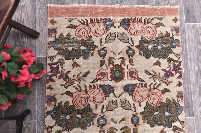 2'5'' x 6'3'' Handmade Vintage Wool Rug - 244712 - 11