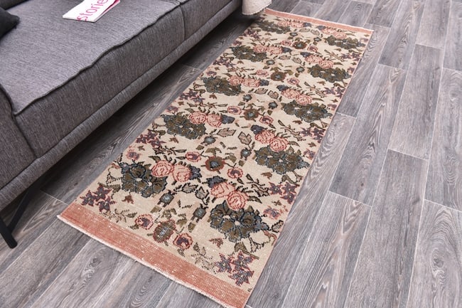 2'5'' x 6'3'' Handmade Vintage Wool Rug - 244712 - 2