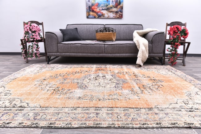 5'8'' x 8'5'' Handmade Vintage Wool Rug - 244760: Title: 5'8'' x 8'5'' Handmade Vintage Wool Rug - 244760 Description:5'8'' x 8'5'' Handmade Vintage Wool Rug - 244760 Origin:Turkiye Date/Period:1960-90 Materials:Wool,Cotton Dimension:5'8''x8'5'' ft,