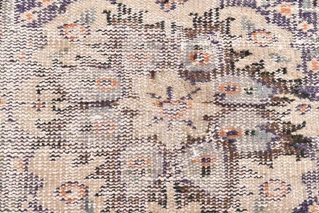 5'8'' x 8'5'' Handmade Vintage Wool Rug - 244760 - 6