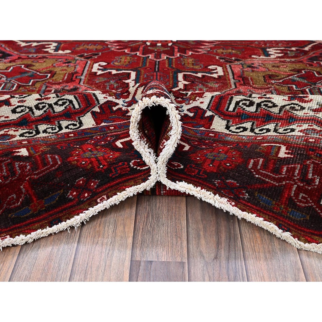 Red Vintage Persian Heriz with Medallion Design Wool Hand Knotted Rug - 5