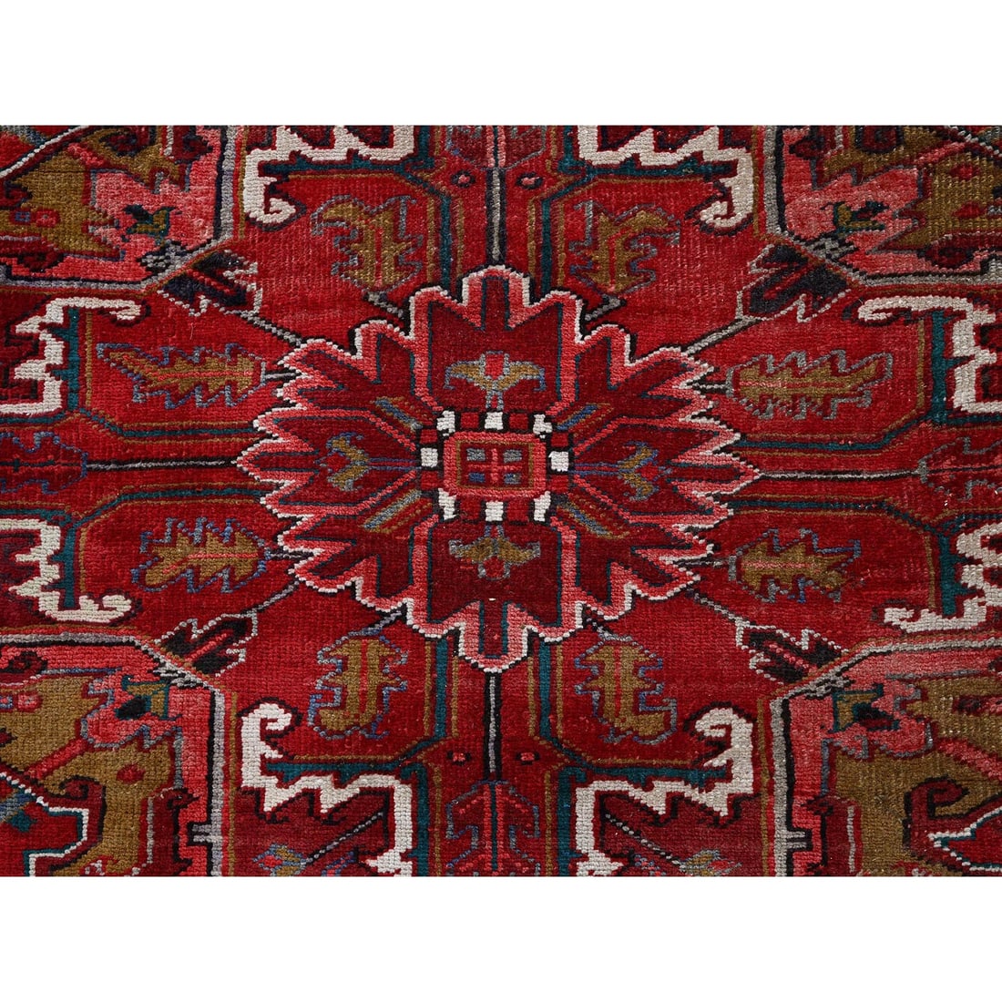 Red Vintage Persian Heriz with Medallion Design Wool Hand Knotted Rug - 8