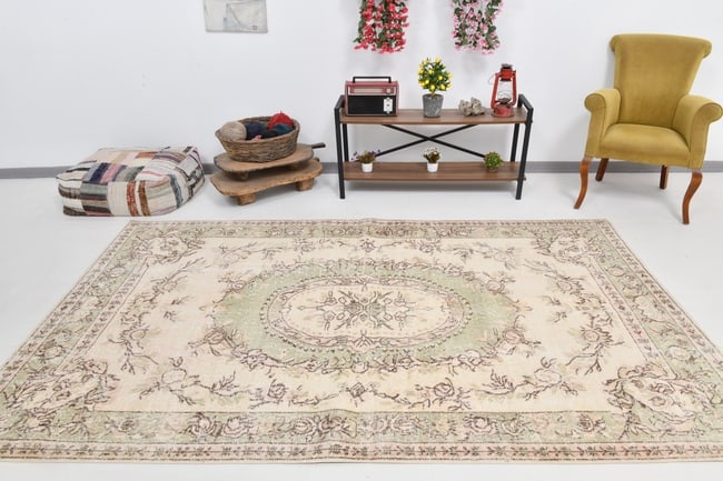 6'1'' x 9'8'' Handmade Vintage Wool Rug - 21790 - 3