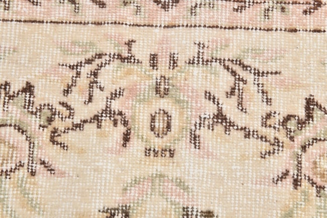 6'1'' x 9'8'' Handmade Vintage Wool Rug - 21790 - 8