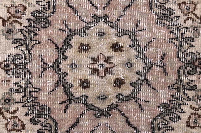 3'8'' x 6'9'' Handmade Vintage Wool Rug - 244799 - 6