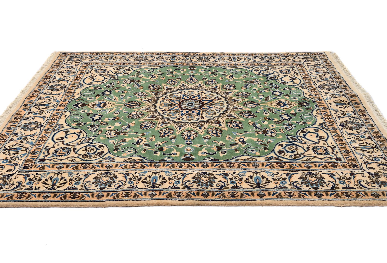 Vintage Floral Classic Green 5X7 Nain Persian Rug - 5