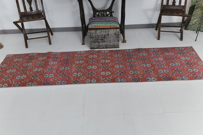 2'5'' x 9'4'' Turkish Vintage Runner Rug - 23566 - 3