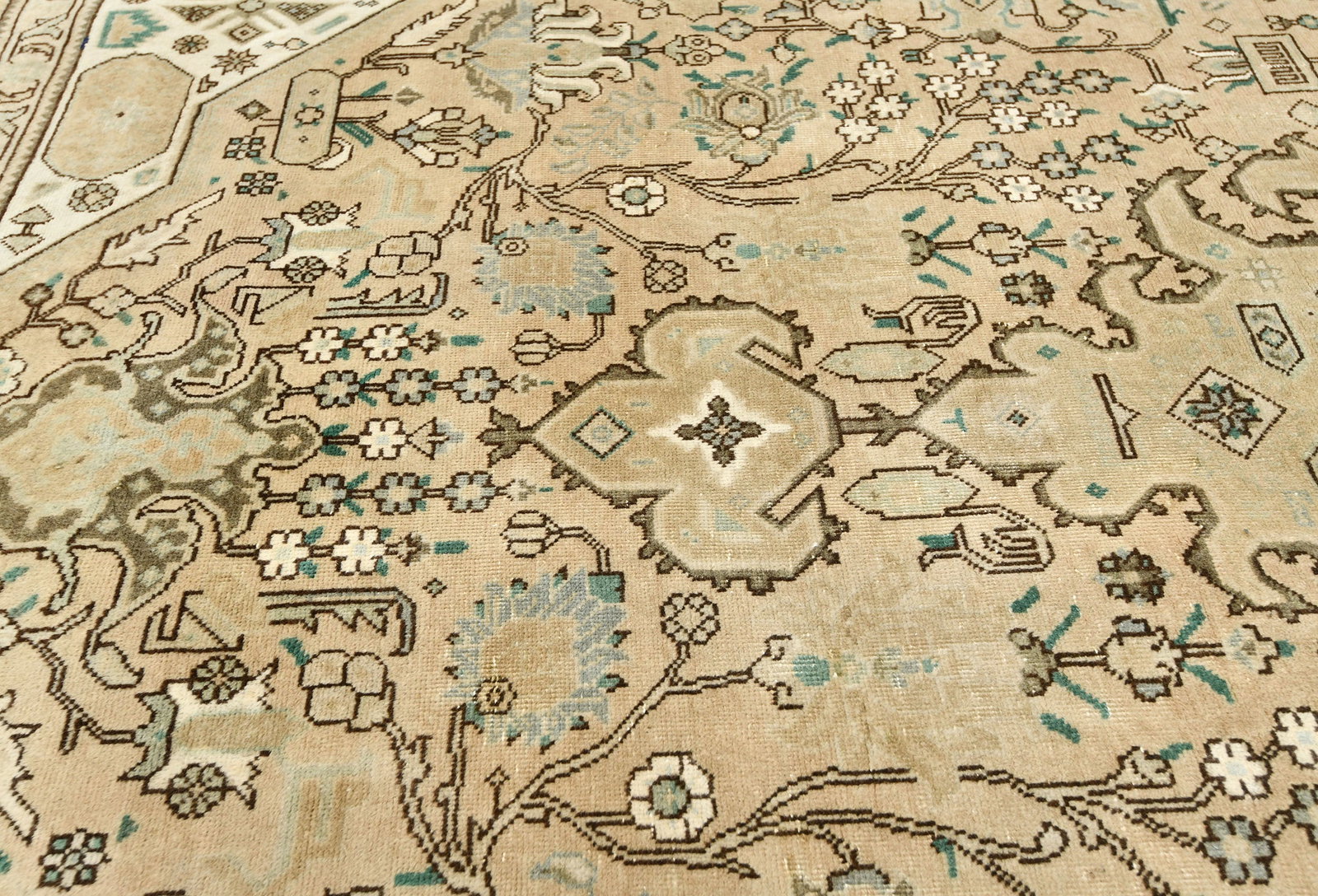 Semi Antique Muted Beige Floral 7'6X10'8 Distressed Vintage Oriental Rug - 7