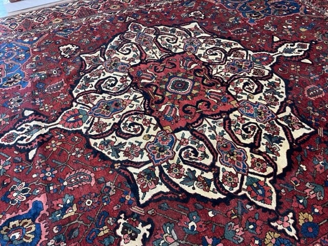 Antique large size Persian Bakhtiari Rug-3851 - 11