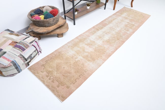 2'5'' x 9'10'' Vintage Wool Runner Rug - 17940 - 4
