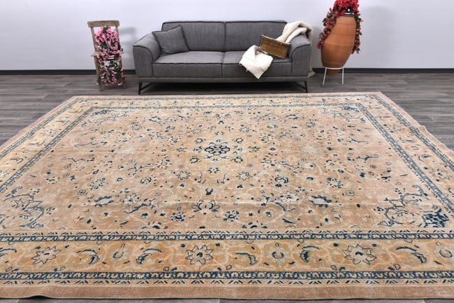 9'11'' x 13'6'' Unique Handmade Vintage Rug - 242592: Title: 9'11'' x 13'6'' Unique Handmade Vintage Rug - 242592 Description:9'11'' x 13'6'' Unique Handmade Vintage Rug - 242592 Origin:Turkiye Date/Period:1960-90 Materials:Wool,Cotton