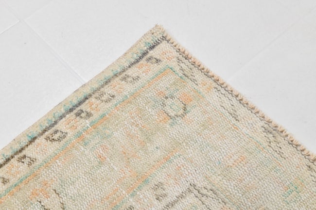 5'8'' x 8'8'' Turkish Vintage Runner Rug - 21717 - 10