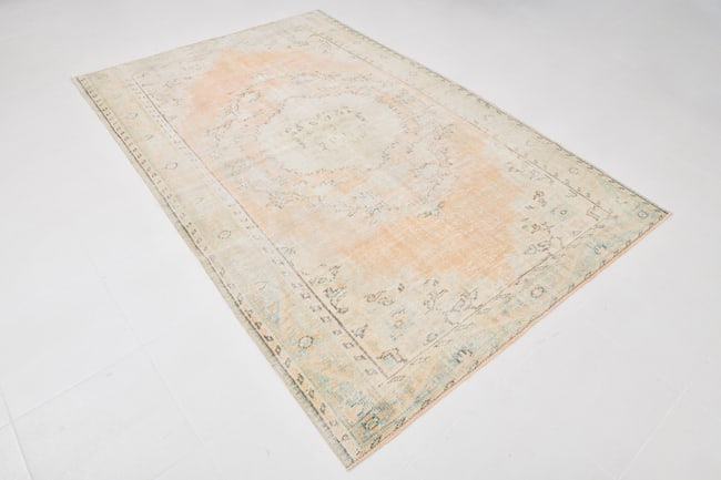 5'8'' x 8'8'' Turkish Vintage Runner Rug - 21717 - 19