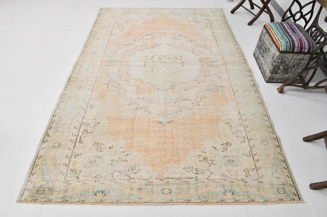 5'8'' x 8'8'' Turkish Vintage Runner Rug - 21717 - 5
