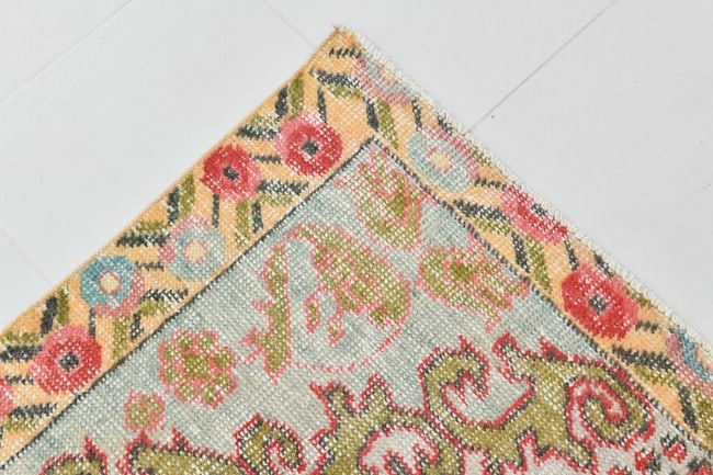 4'3'' x 7'7'' Handmade Vintage Wool Rug - 23024 - 10