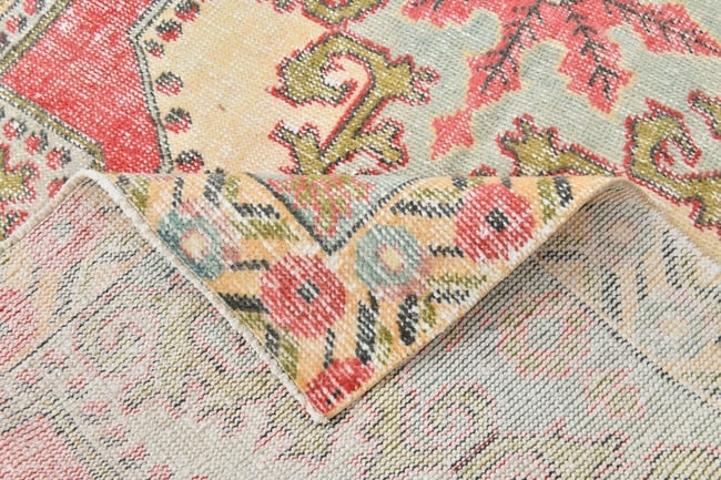 4'3'' x 7'7'' Handmade Vintage Wool Rug - 23024 - 16