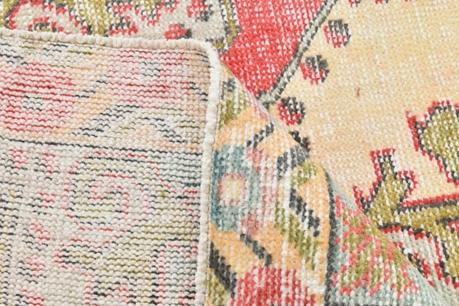 4'3'' x 7'7'' Handmade Vintage Wool Rug - 23024 - 17