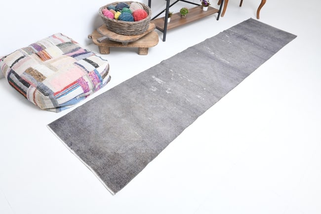 2'7'' x 11'2'' Handmade Vintage Wool Rug - 7200 - 4