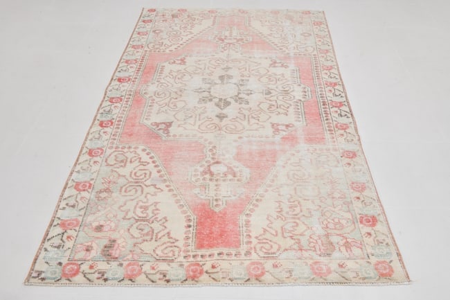 4'4'' x 7'3'' Handmade Vintage Wool Rug - 21840 - 18