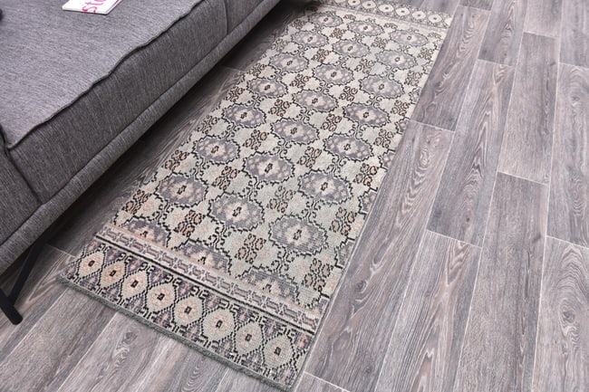 2'3'' x 6'3'' Handmade Vintage Wool Rug - 244688 - 2