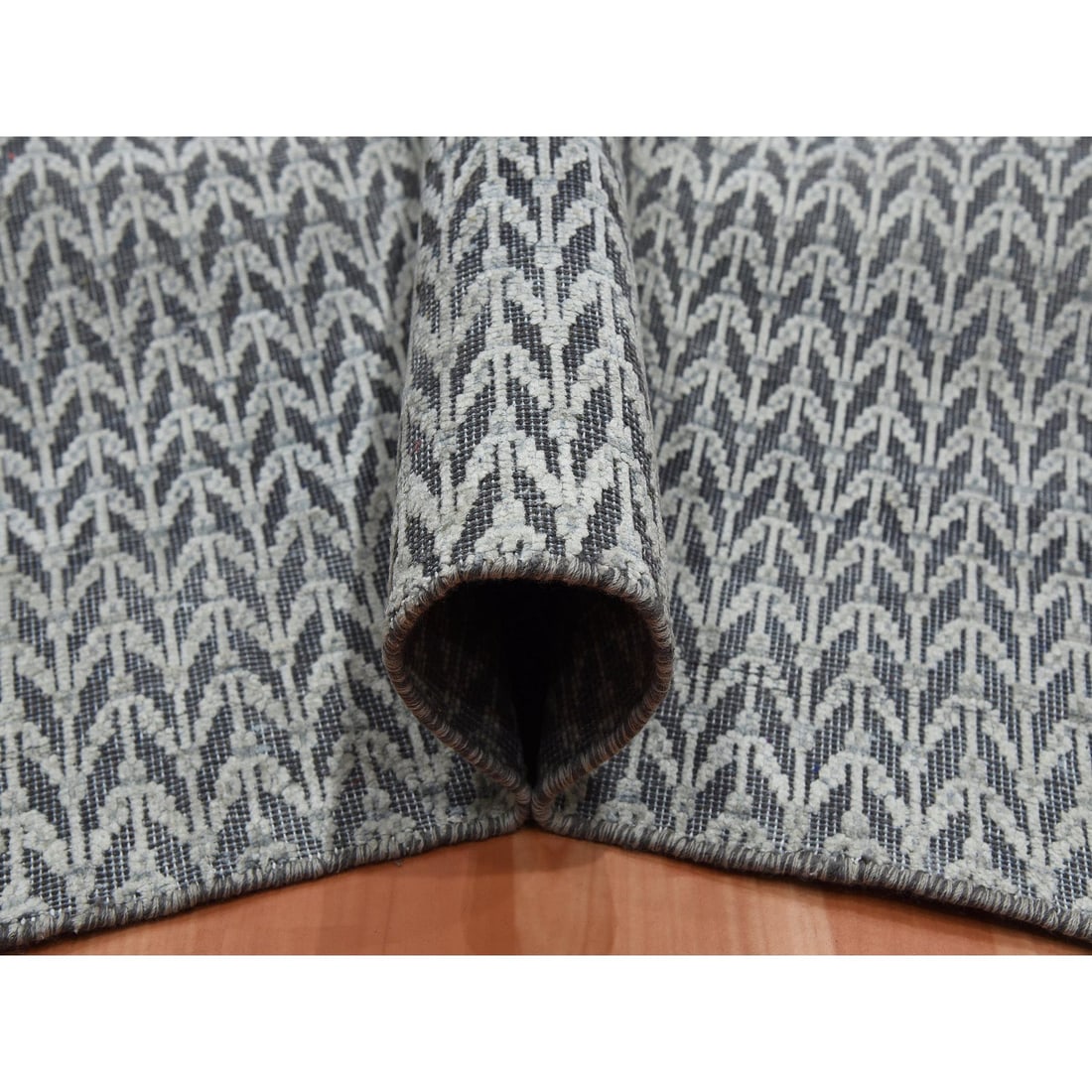 Black, Pure Raised Silk Hand Knotted, Repetitive Pattern Wool Rug - 6