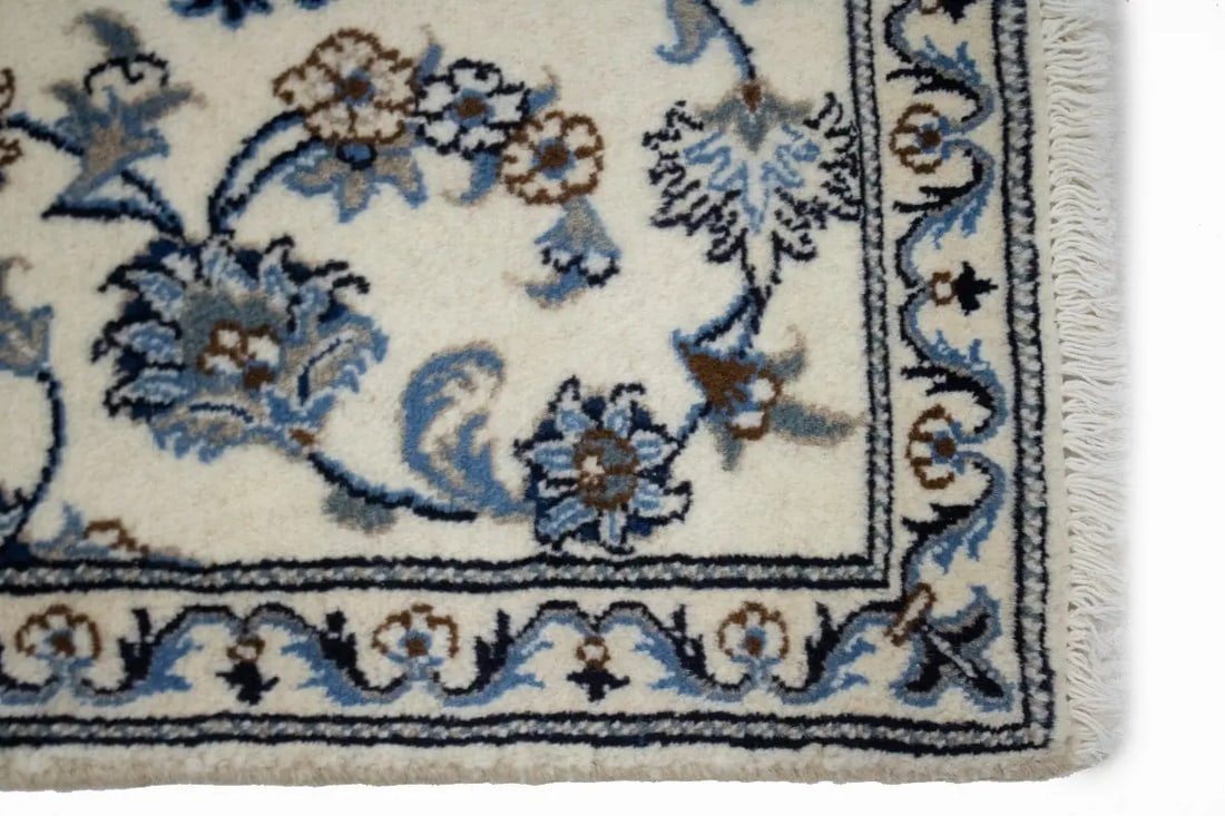 Cream Floral Classic 2'6X4 Nain Persian Rug - 7