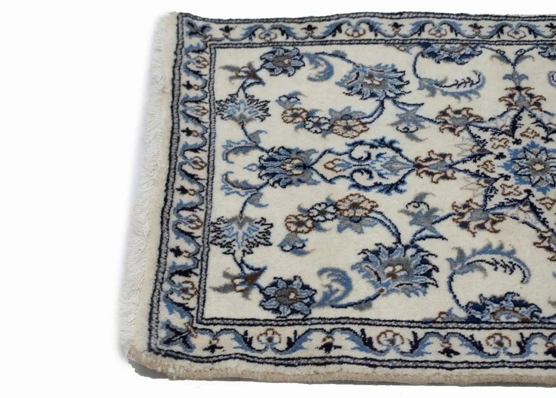 Cream Floral Classic 2'6X4 Nain Persian Rug - 8