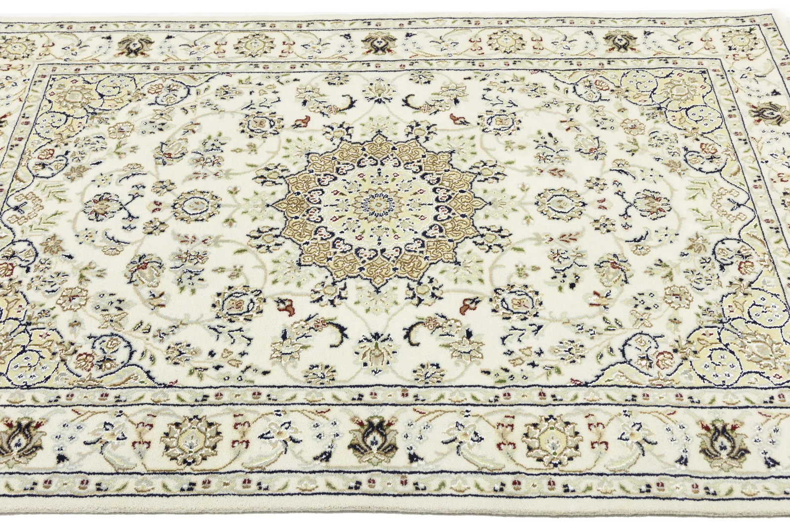 Cream Floral 4X6 Indo-Nain Oriental Rug - 8