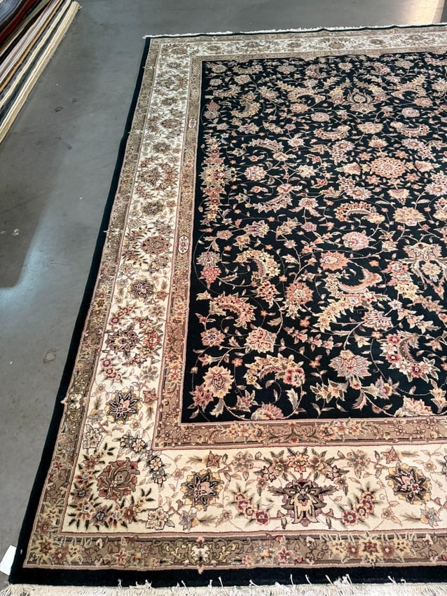 Magnificent Silk &Wool Tabriz Rug 8x10 - 7