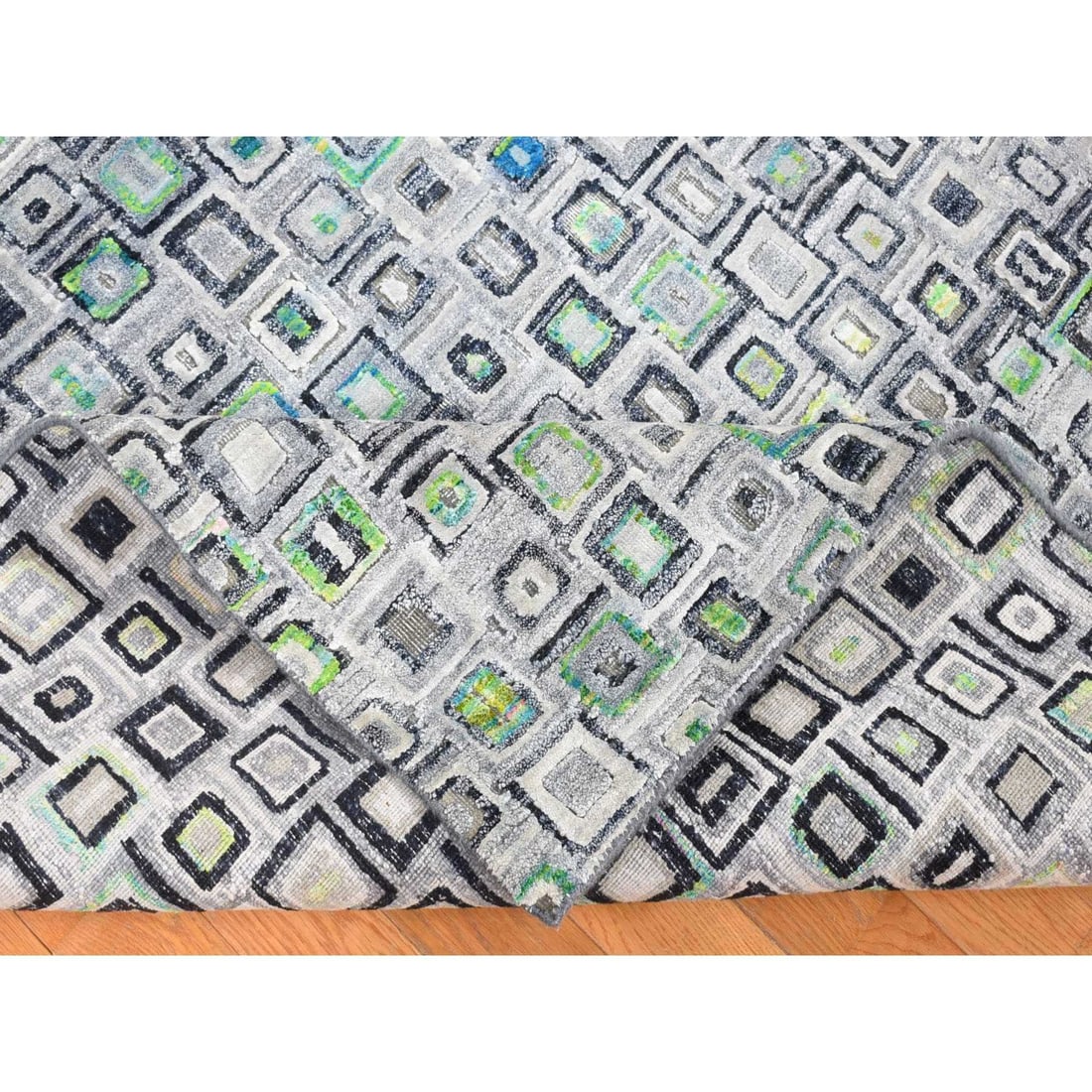 Gray, Silk with Wool, Psefas Square Design Hand Knotted Rug - 6