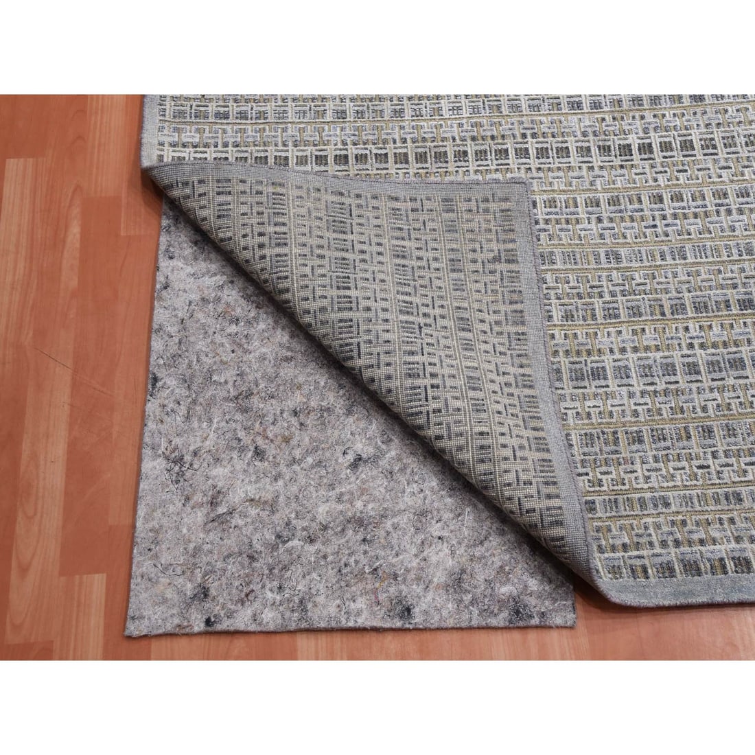 Silver Gray, Silk and Wool Hand Knotted, Modern Design Oversized Rug - 4