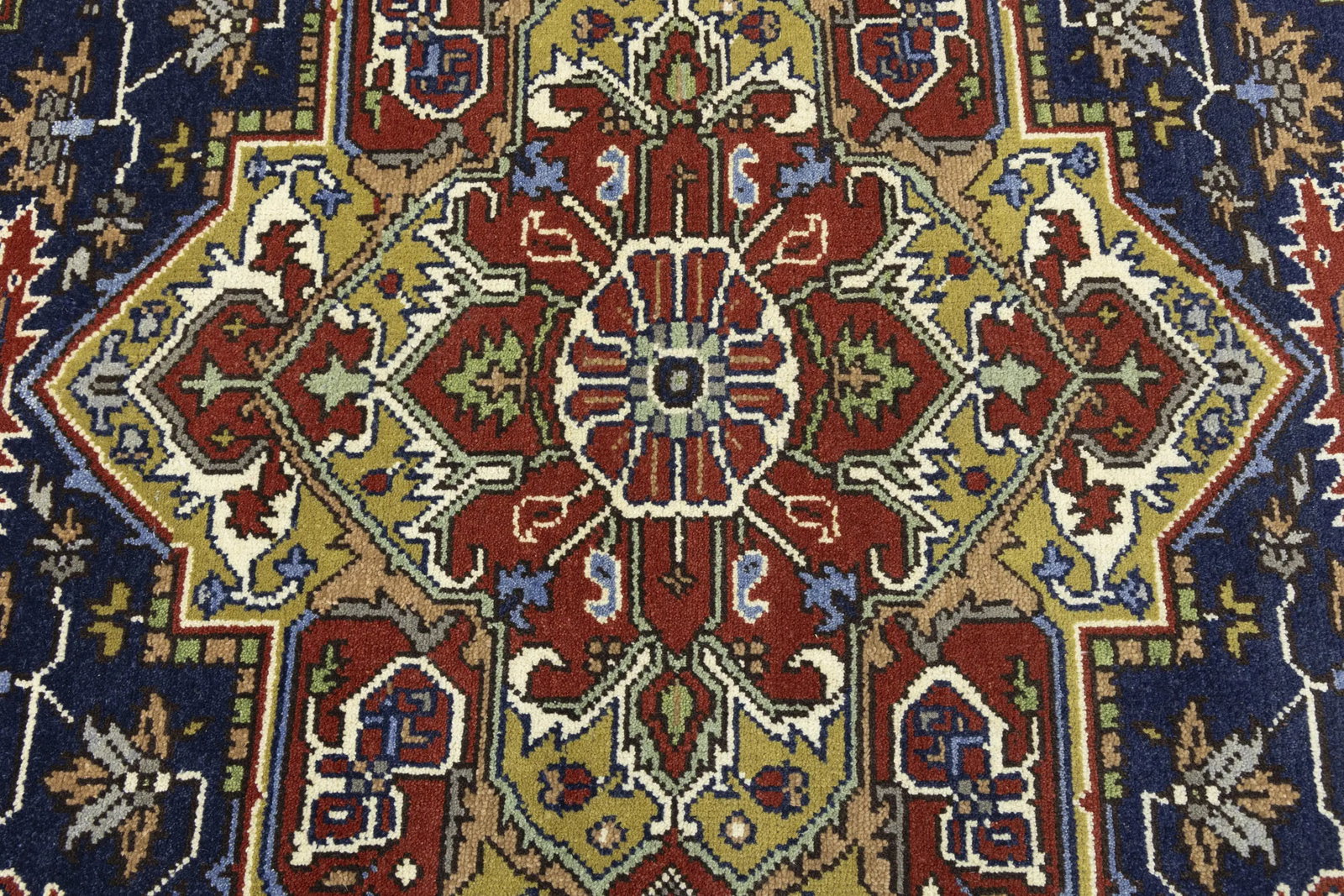 Dark Navy Geometric 8X10 Heriz Serapi Oriental Rug - 10