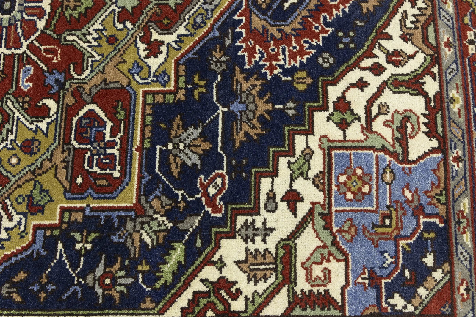 Dark Navy Geometric 8X10 Heriz Serapi Oriental Rug - 15