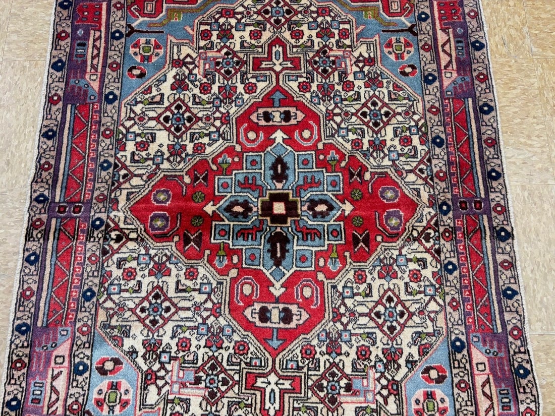Hand Knotted Persian Nahavand Tribal Wool Rug 3'4" x 4'10" - 3